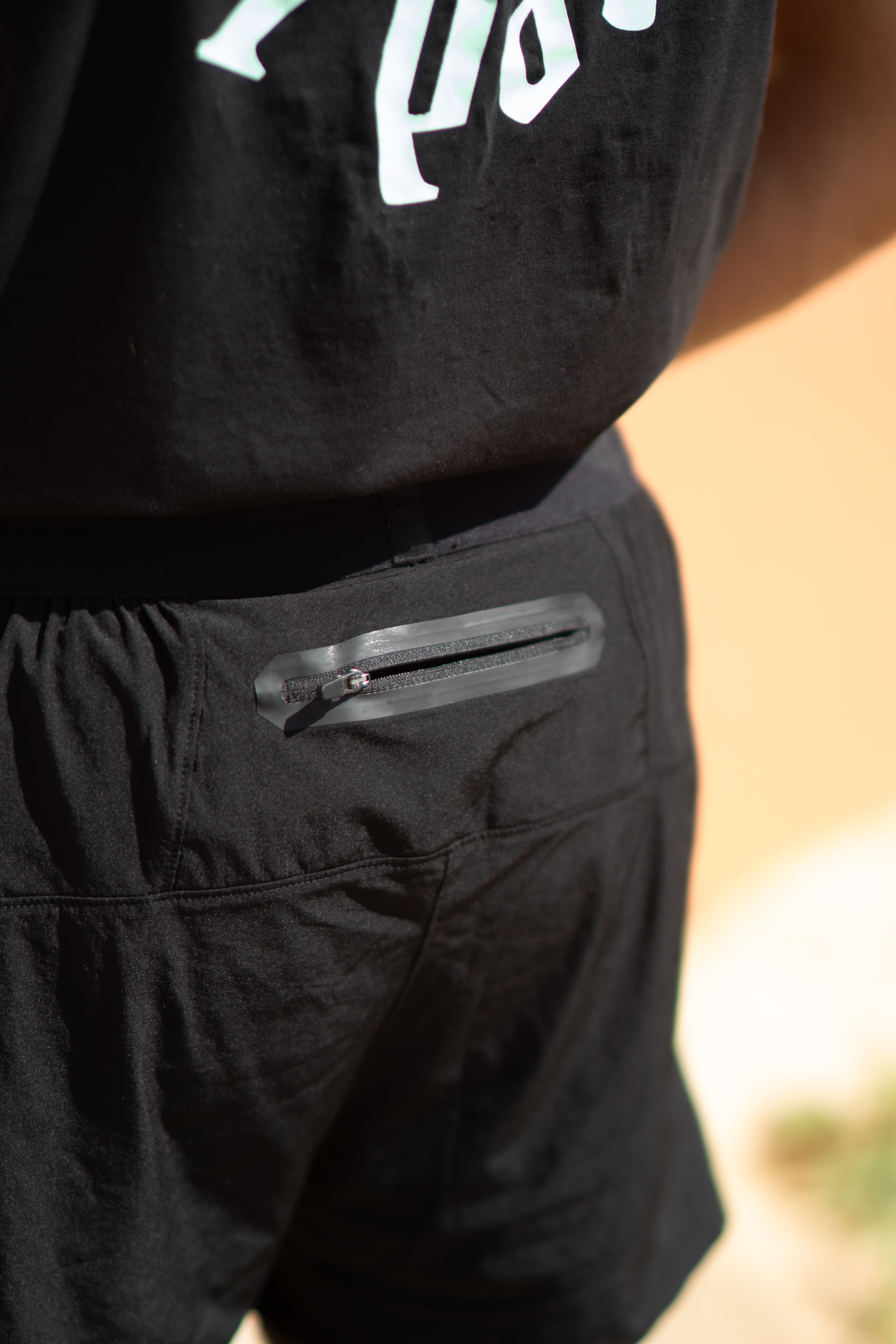NEW - MOTION SHORTS