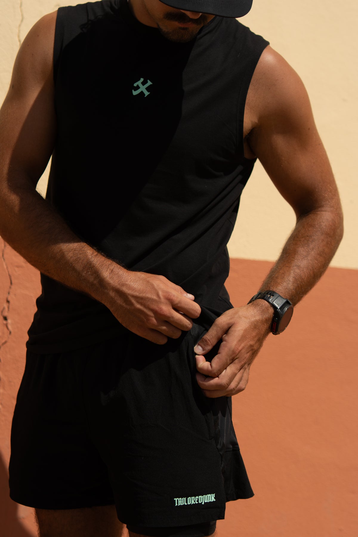 NEW - MOTION SHORTS