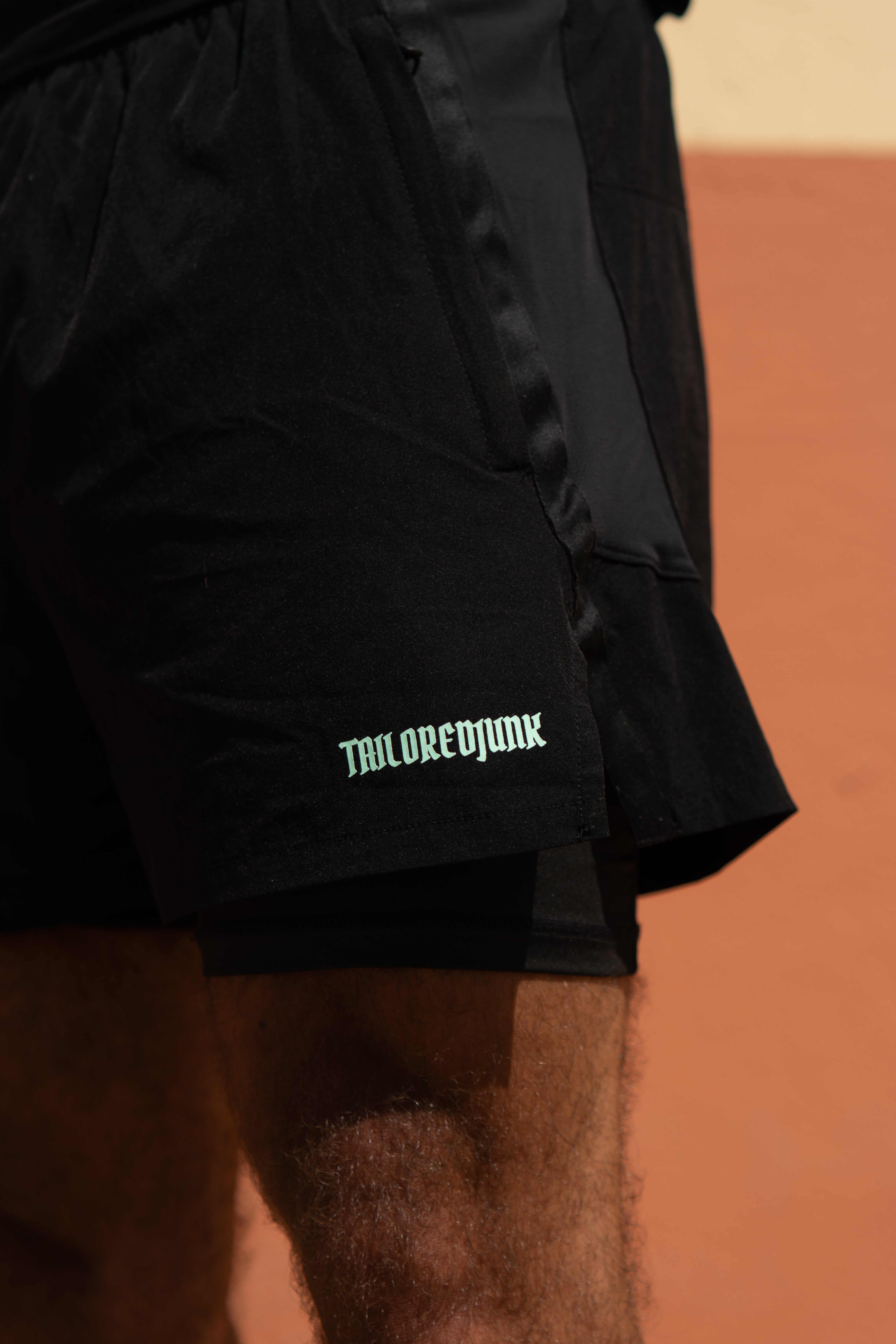 NEW - MOTION SHORTS